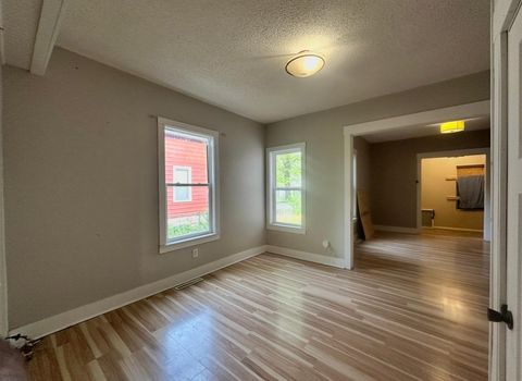 Multifamily For Sale - 810 30th Avenue<br/> Hennepin County, Minneapolis, MN 55411