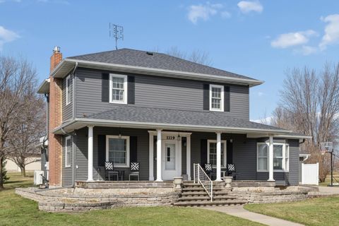 Homes For Sale - 1119 9th Street<br/> Sibley County, Gaylord, MN 55334