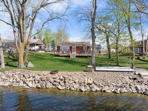 Homes For Sale - 18747 Tetonka Lake Lane<br/> Le Sueur County, Waterville, MN 56096