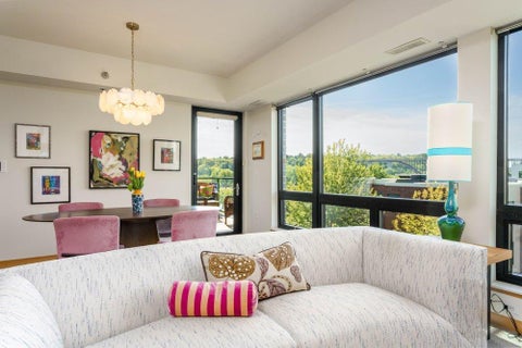 Condo For Sale - 284 Spring Street<br/> Saint Paul, MN 55102