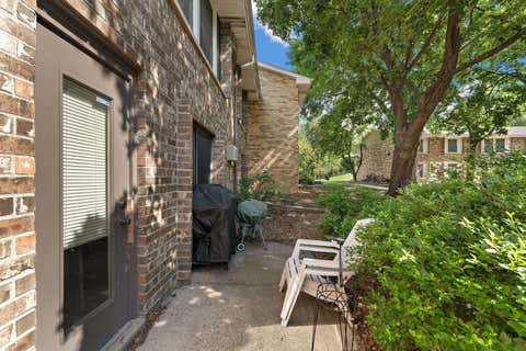 Condo For Sale - 4512 Cedar Lake Road<br/> Minneapolis, MN 55416