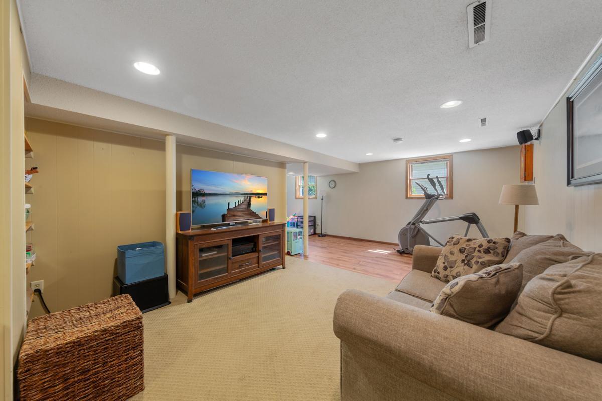 4037 3rd Street, Rochester, Minnesota image 32