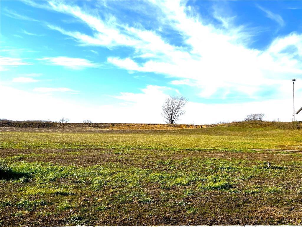 100 Rolling Hills Drive, Elgin, Minnesota image 2