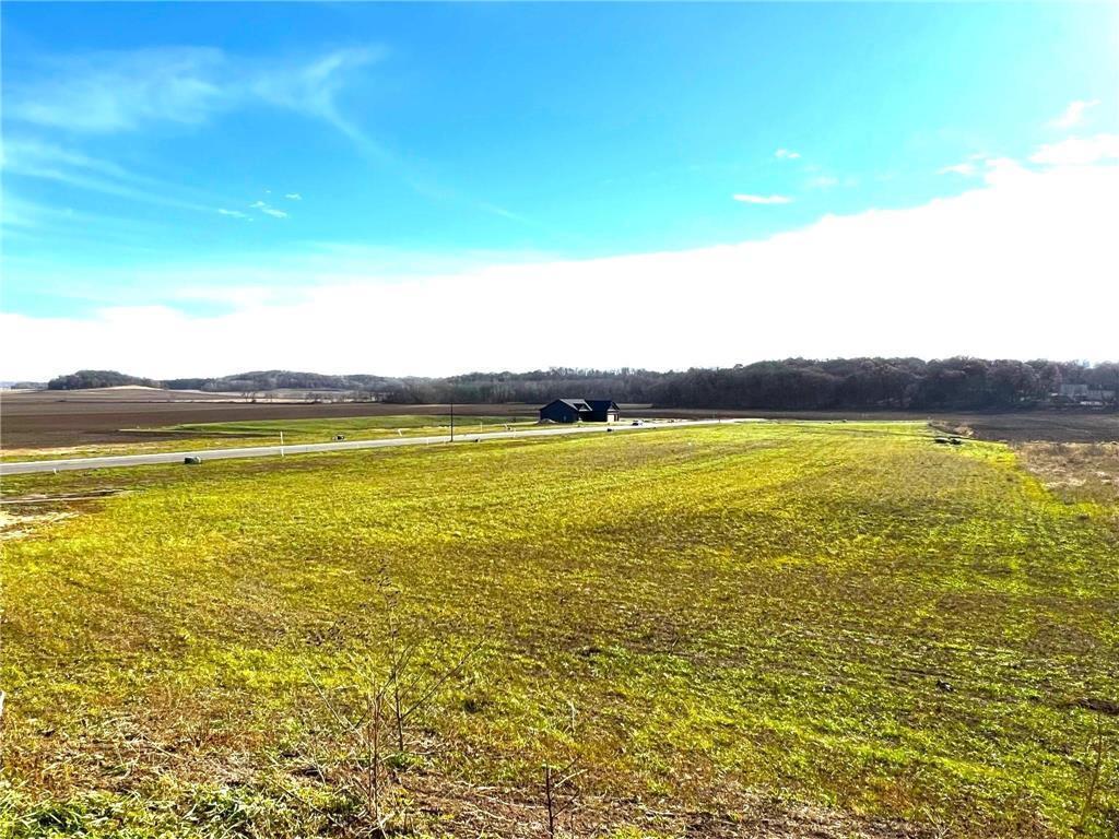 100 Rolling Hills Drive, Elgin, Minnesota image 4