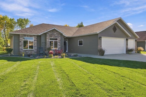 Homes For Sale - 3823 43rd Avenue<br/> Moorhead, MN 56560