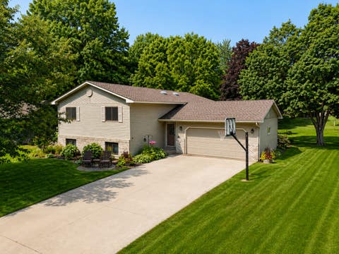 Homes For Sale - 107 Craig Lane<br/> Wright County, Monticello, MN 55362