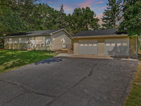 Homes For Sale - 12814 Island View Drive<br/> Elk River, MN 55330