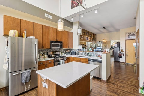 Condo For Sale - 2650 University Avenue<br/> Ramsey County, Saint Paul, MN 55114