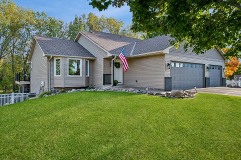Homes For Sale - 16093 Wren Court<br/> Prior Lake, MN 55372