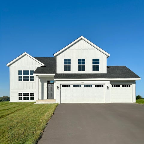 Homes For Sale - 968 Willow Glen Avenue<br/> Somerset, WI 54025
