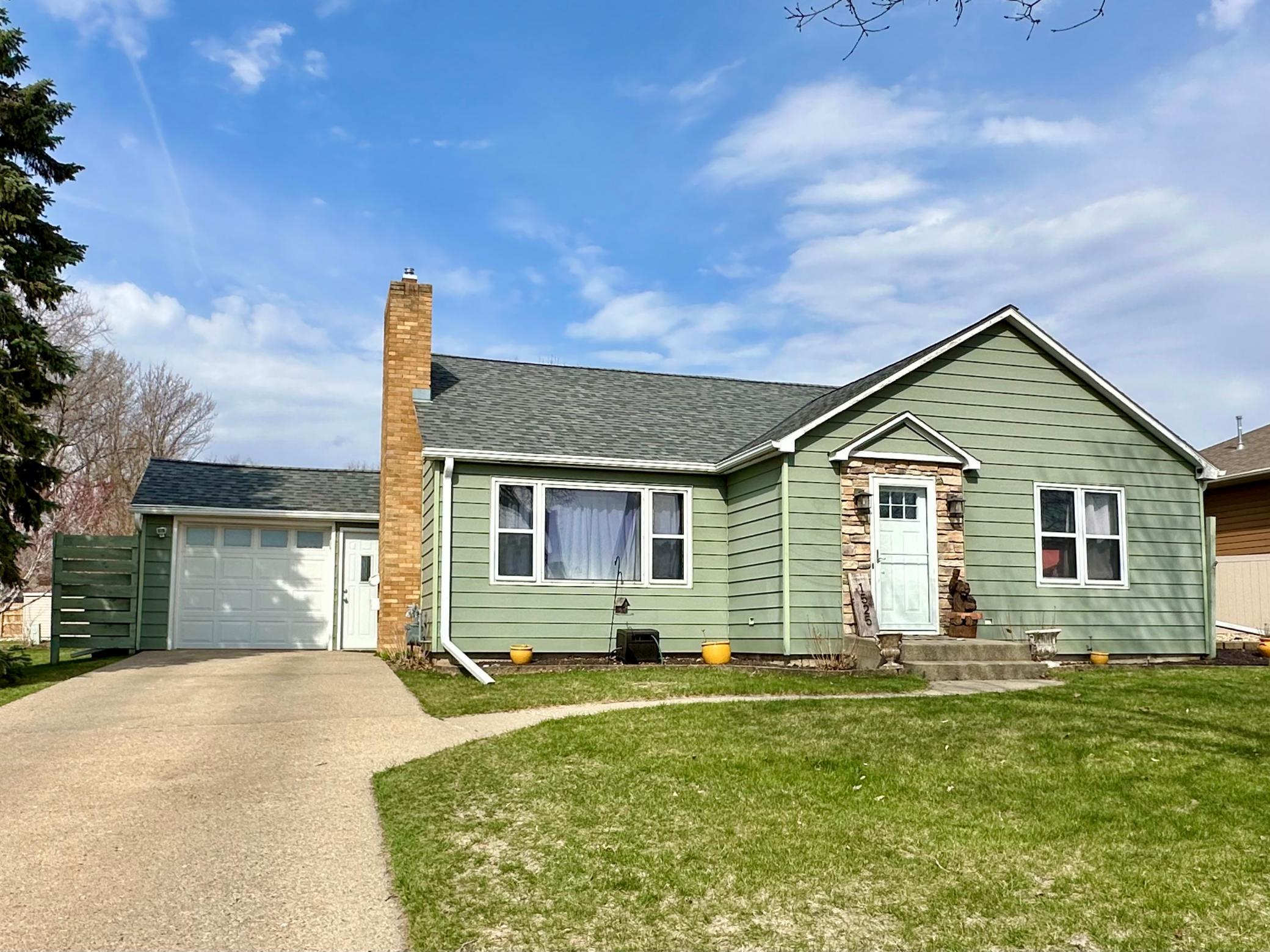 1525 Park Avenue, Worthington, Minnesota image 1