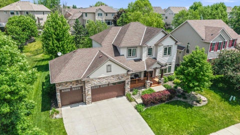 Homes For Sale - 20670 Hazelwood Trail<br/> Dakota County, Lakeville, MN 55044