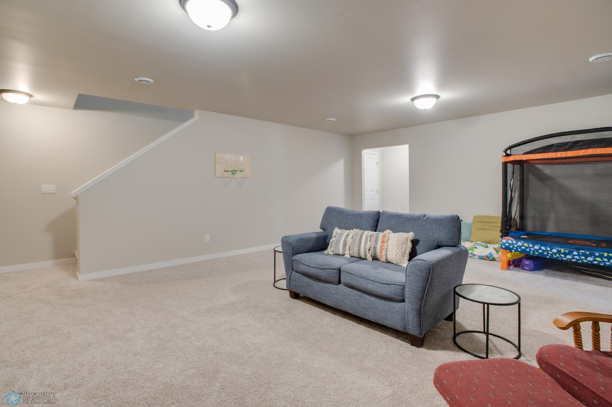 1062 46th Avenue, Moorhead, Minnesota image 31