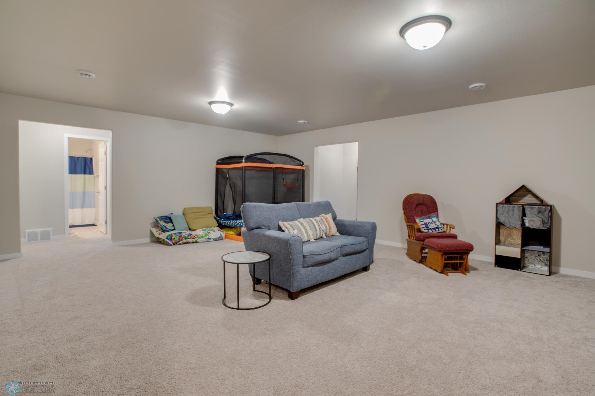 1062 46th Avenue, Moorhead, Minnesota image 29