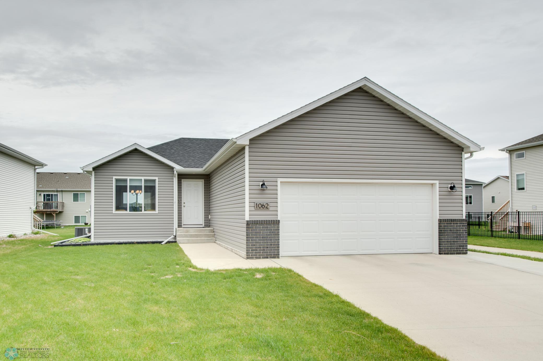 1062 46th Avenue, Moorhead, Minnesota image 1