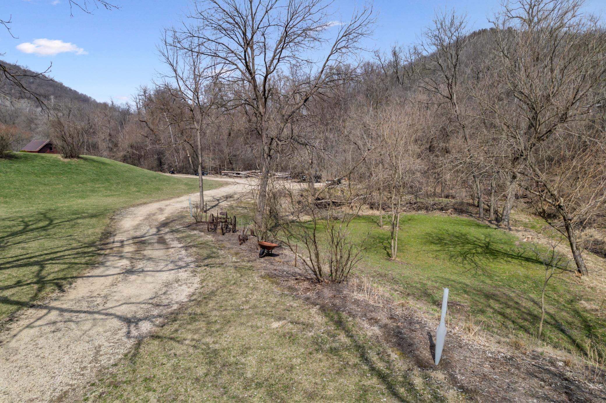 X Grawe Lane, Fountain City, Wisconsin image 7