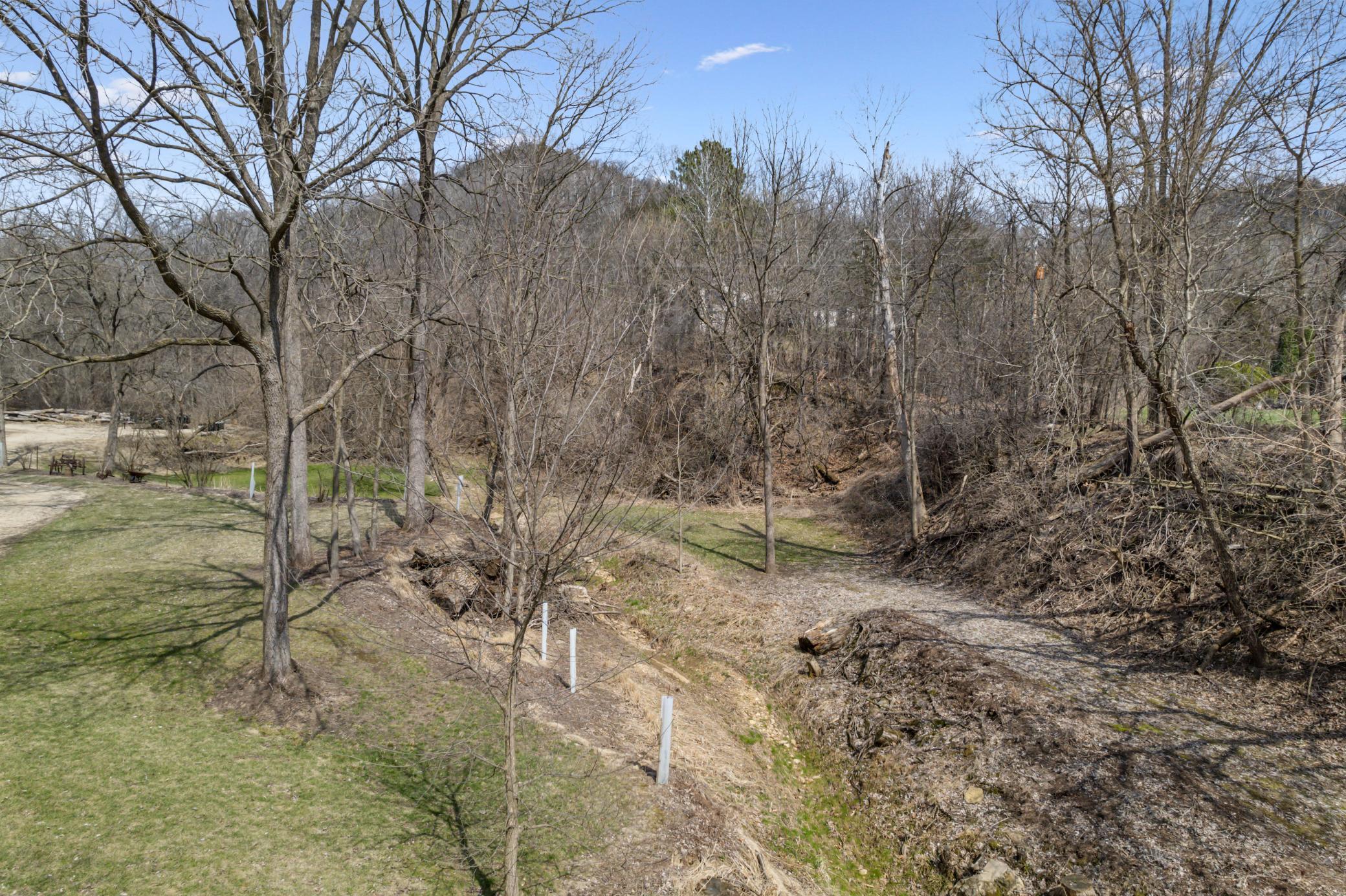 X Grawe Lane, Fountain City, Wisconsin image 16