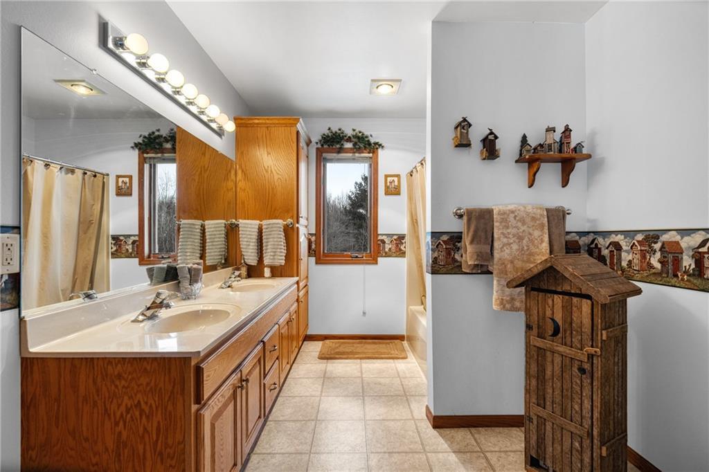 2915 N 50th Avenue, Chippewa Falls, Wisconsin image 20