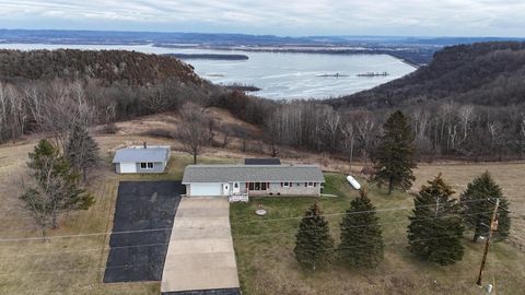 Homes For Sale - 32158 County Road 1<br/> Winona County, La Crescent, MN 55947