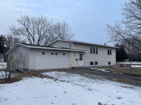 Homes For Sale - 3591 14th Avenue<br/> Sherburne County, Saint Cloud, MN 56304