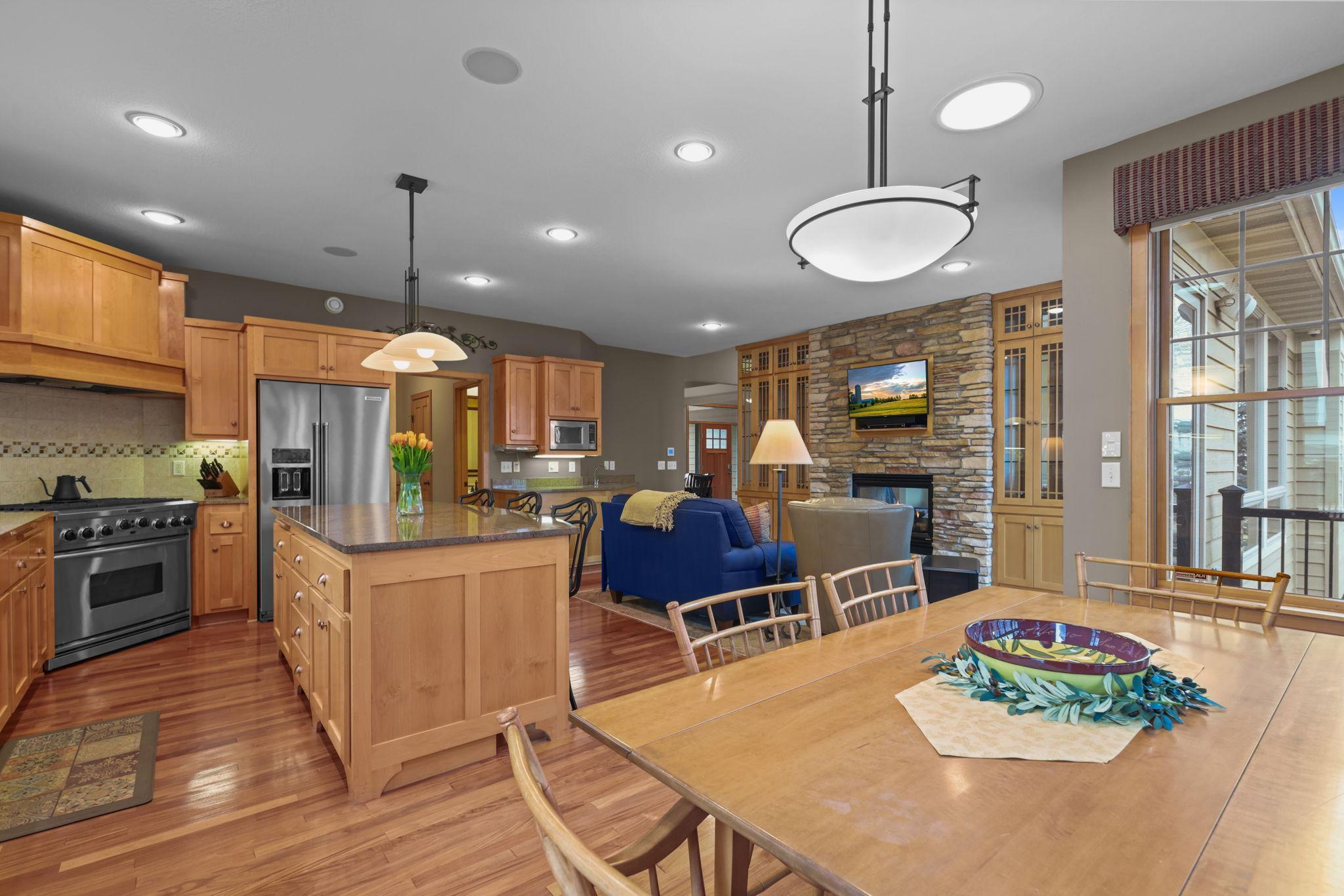 947 Wild Rose Court, Eagan, Minnesota image 20