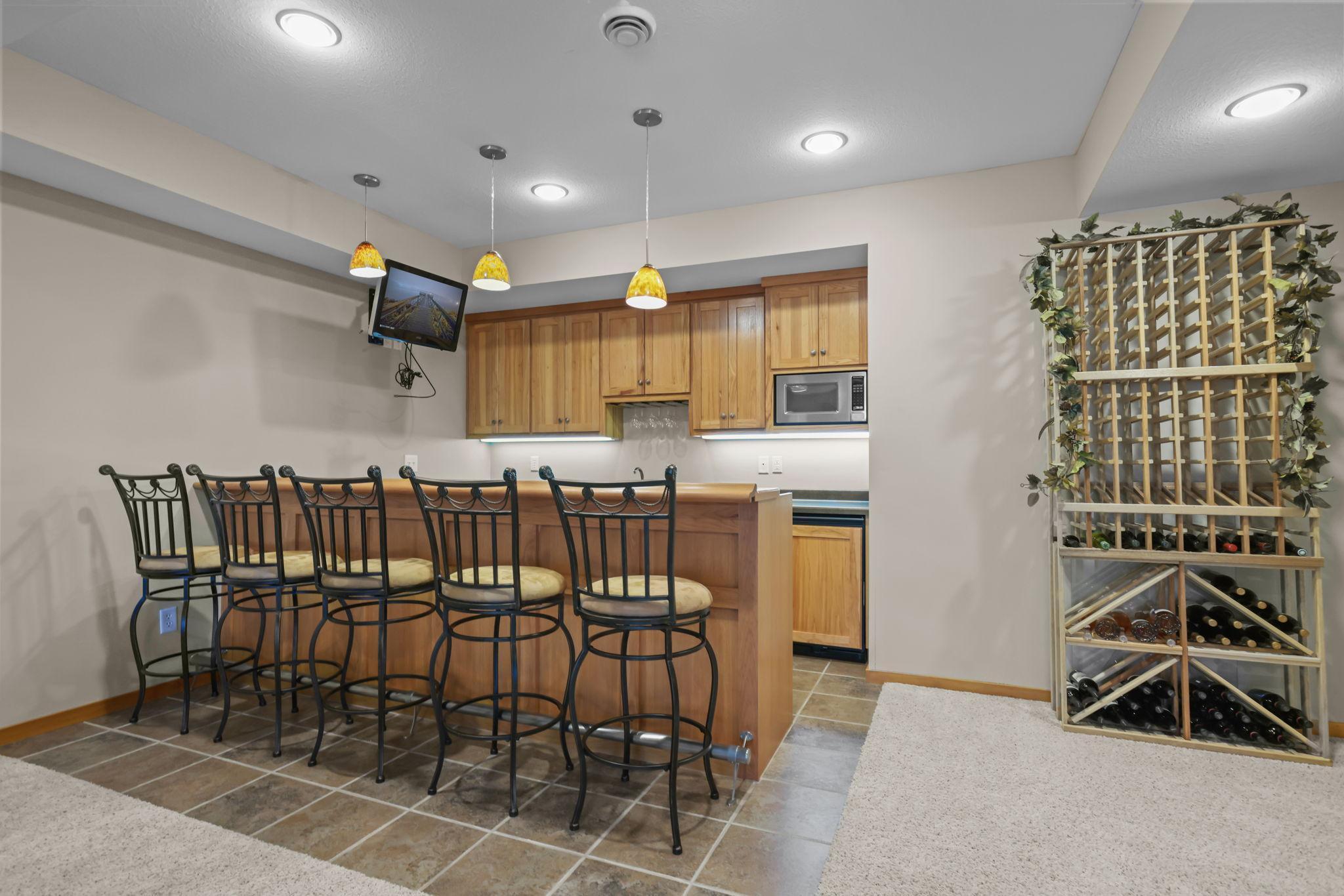947 Wild Rose Court, Eagan, Minnesota image 42
