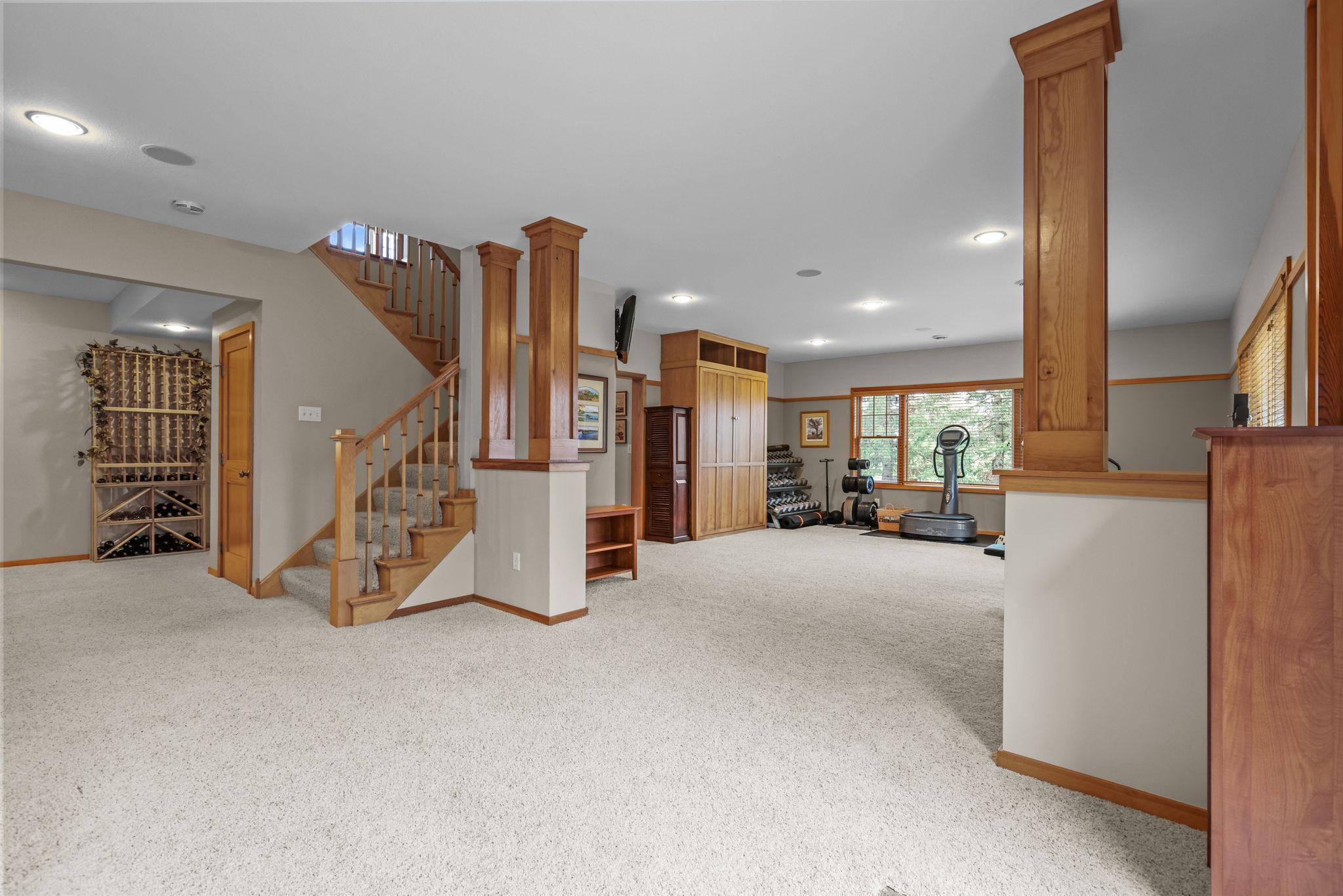947 Wild Rose Court, Eagan, Minnesota image 36