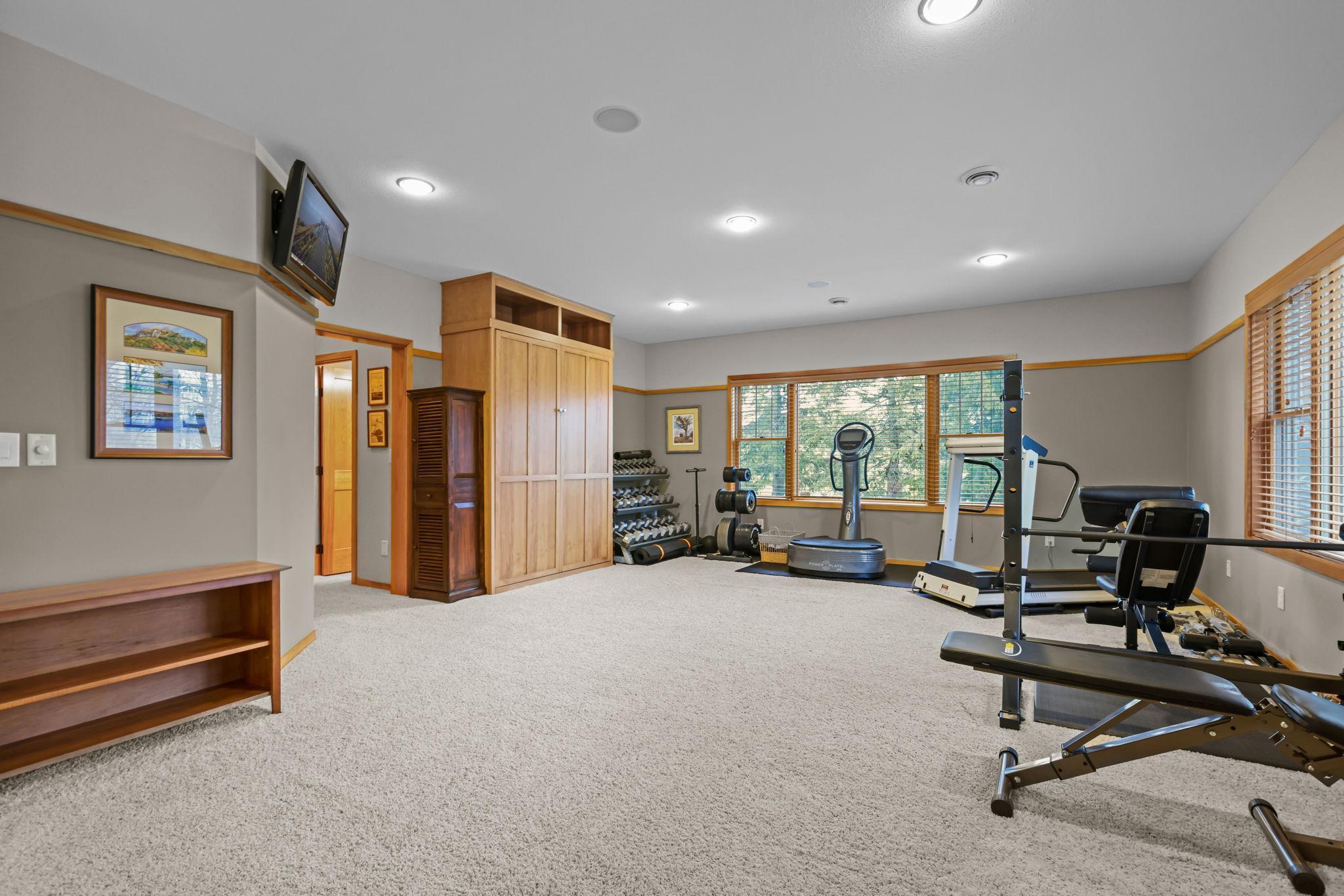 947 Wild Rose Court, Eagan, Minnesota image 37