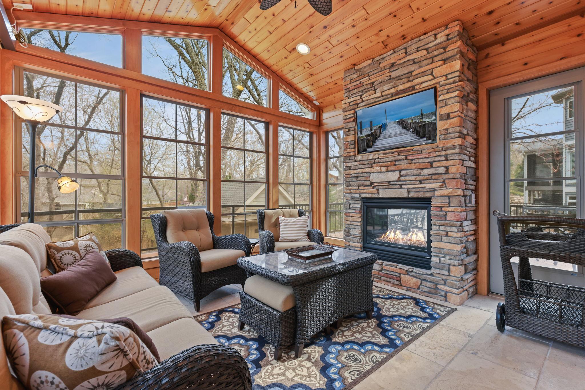 947 Wild Rose Court, Eagan, Minnesota image 23