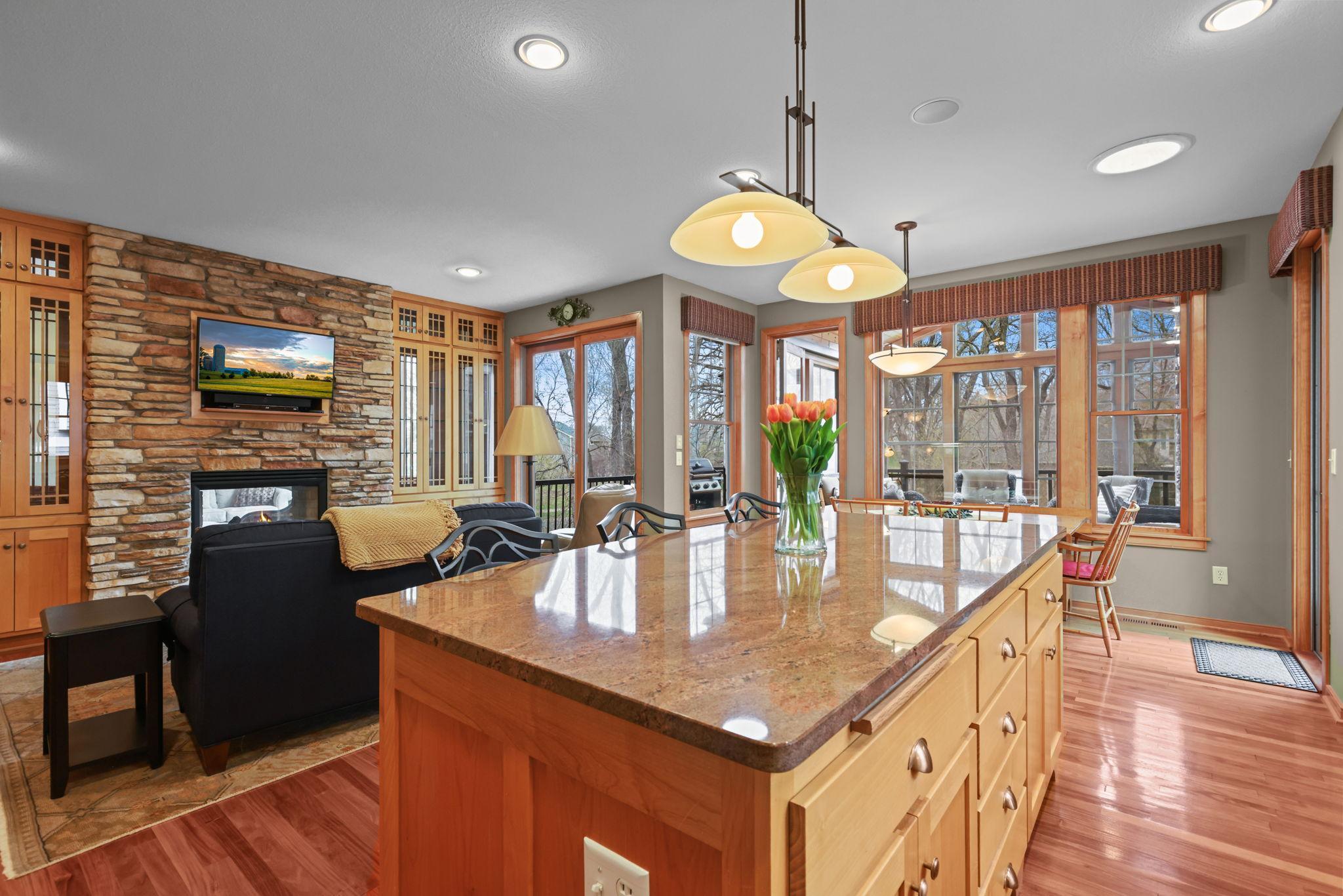 947 Wild Rose Court, Eagan, Minnesota image 21