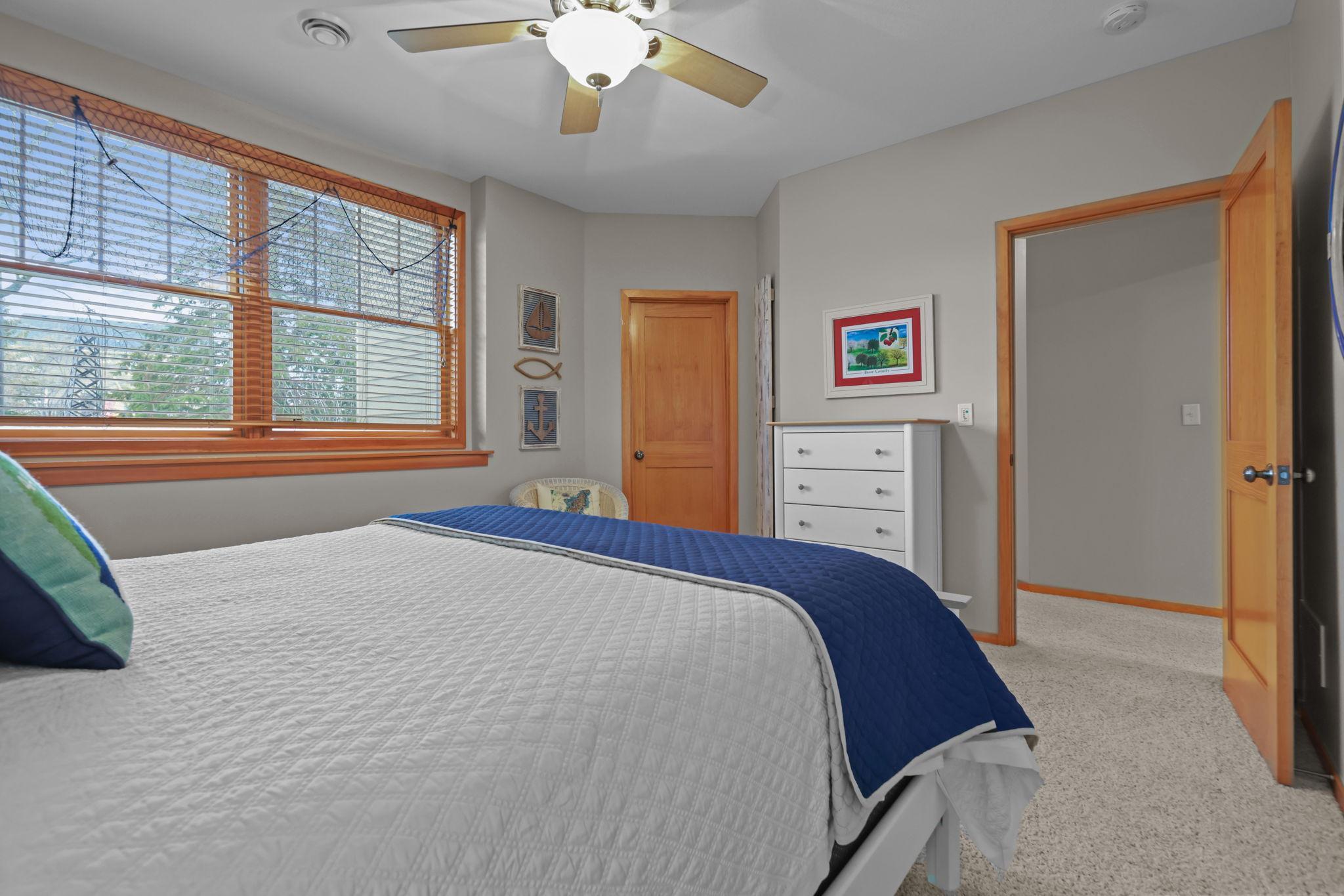 947 Wild Rose Court, Eagan, Minnesota image 46