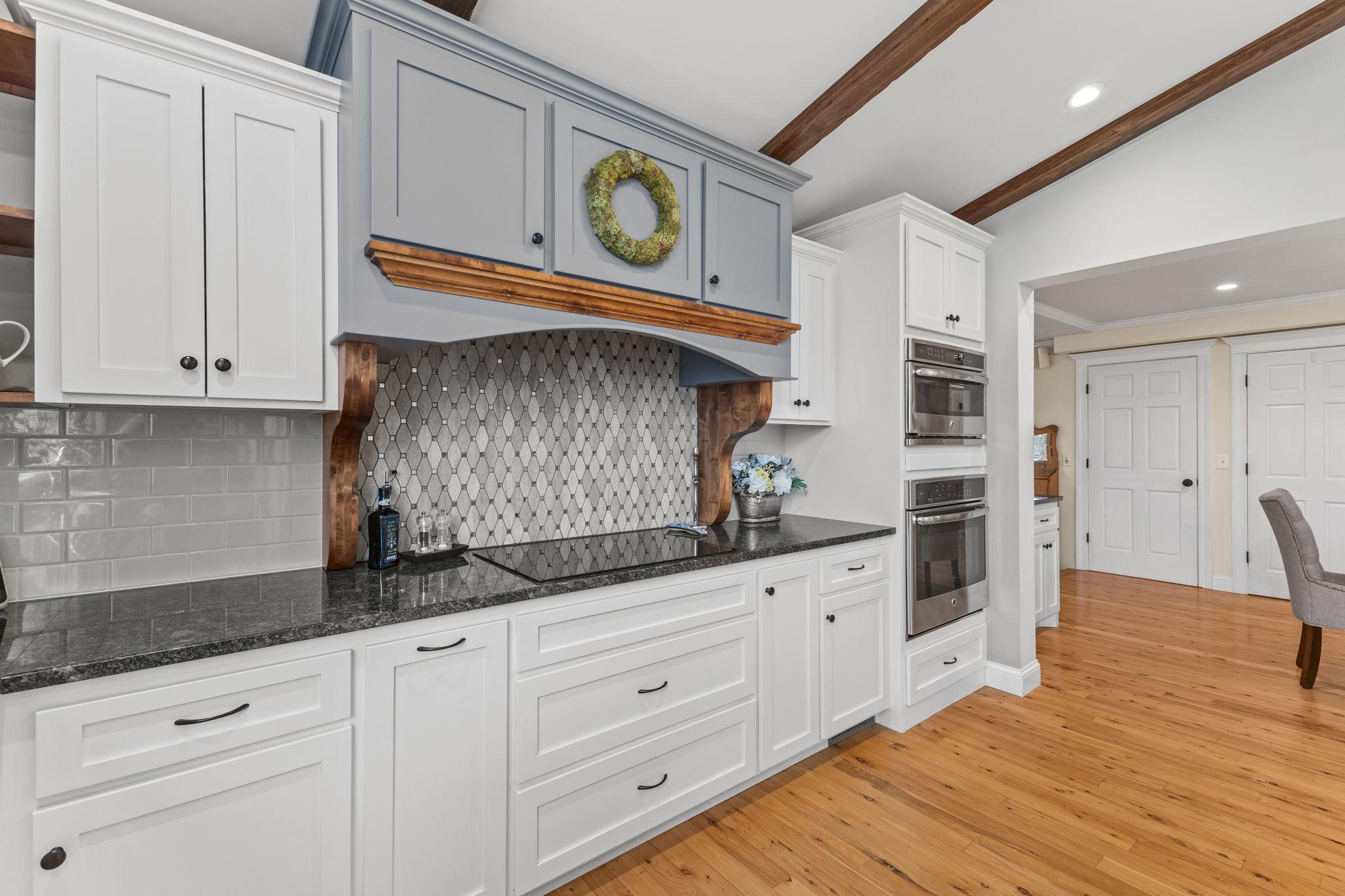9125 Kingsview Lane, Maple Grove, Minnesota image 16