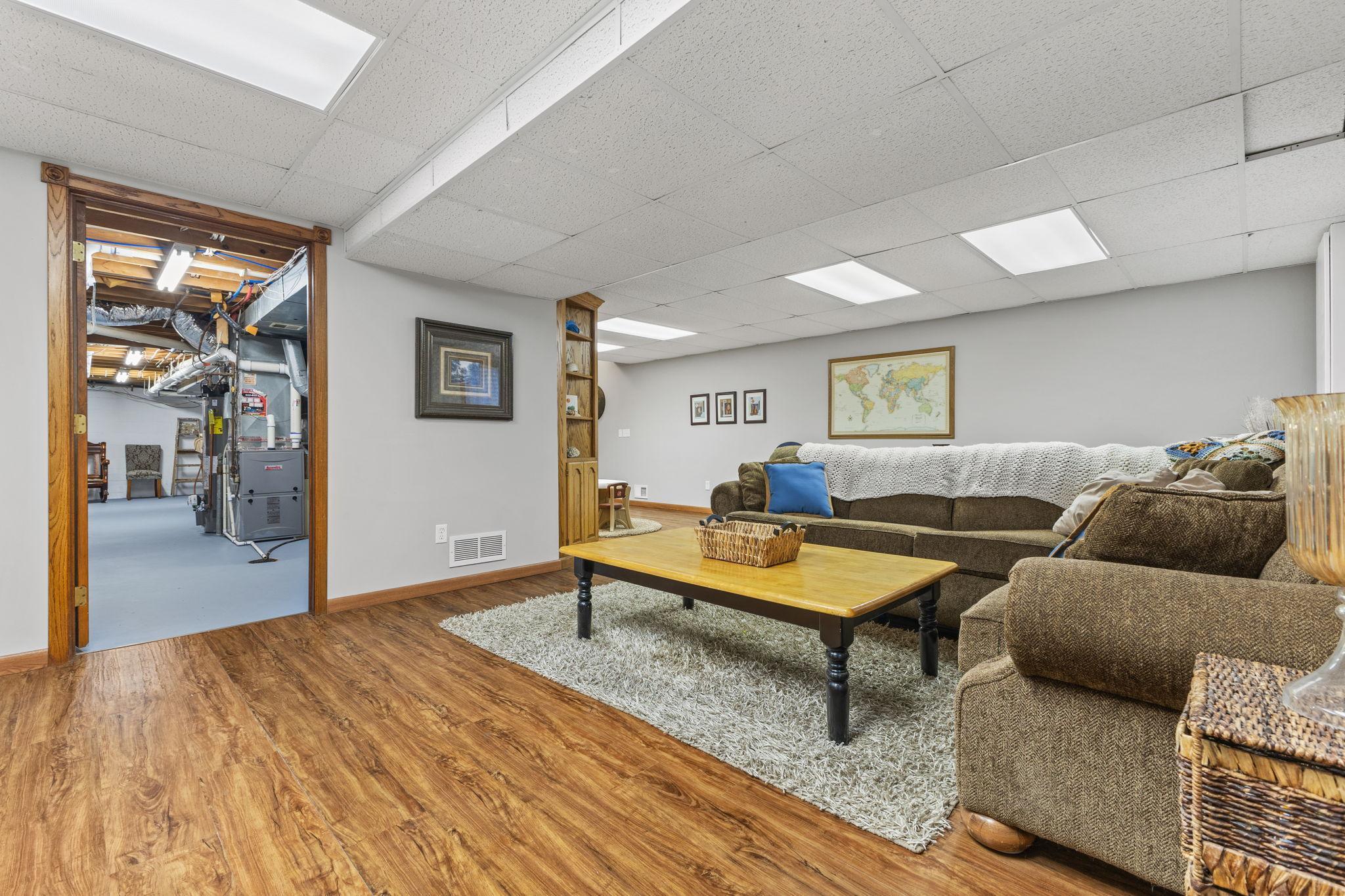 9125 Kingsview Lane, Maple Grove, Minnesota image 41