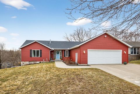 Homes For Sale - 4414 6th Street<br/> Olmsted County, Rochester, MN 55901