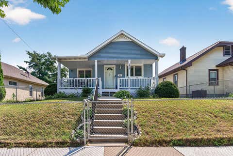 Homes For Sale - 3838 Dupont Avenue<br/> Minneapolis, MN 55412