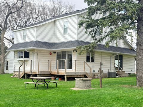 Homes For Sale - 451 Paul Avenue<br/> Lake Wilson, MN 56151