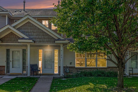 Townhouse For Sale - 6125 32nd Avenue<br/> Crystal, MN 55422