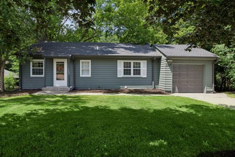 Homes For Sale - 3522 Baker Road<br/> Minnetonka, MN 55305
