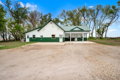 Homes For Sale - 5134 340th Avenue<br/> Faribault County, Blue Earth, MN 56013