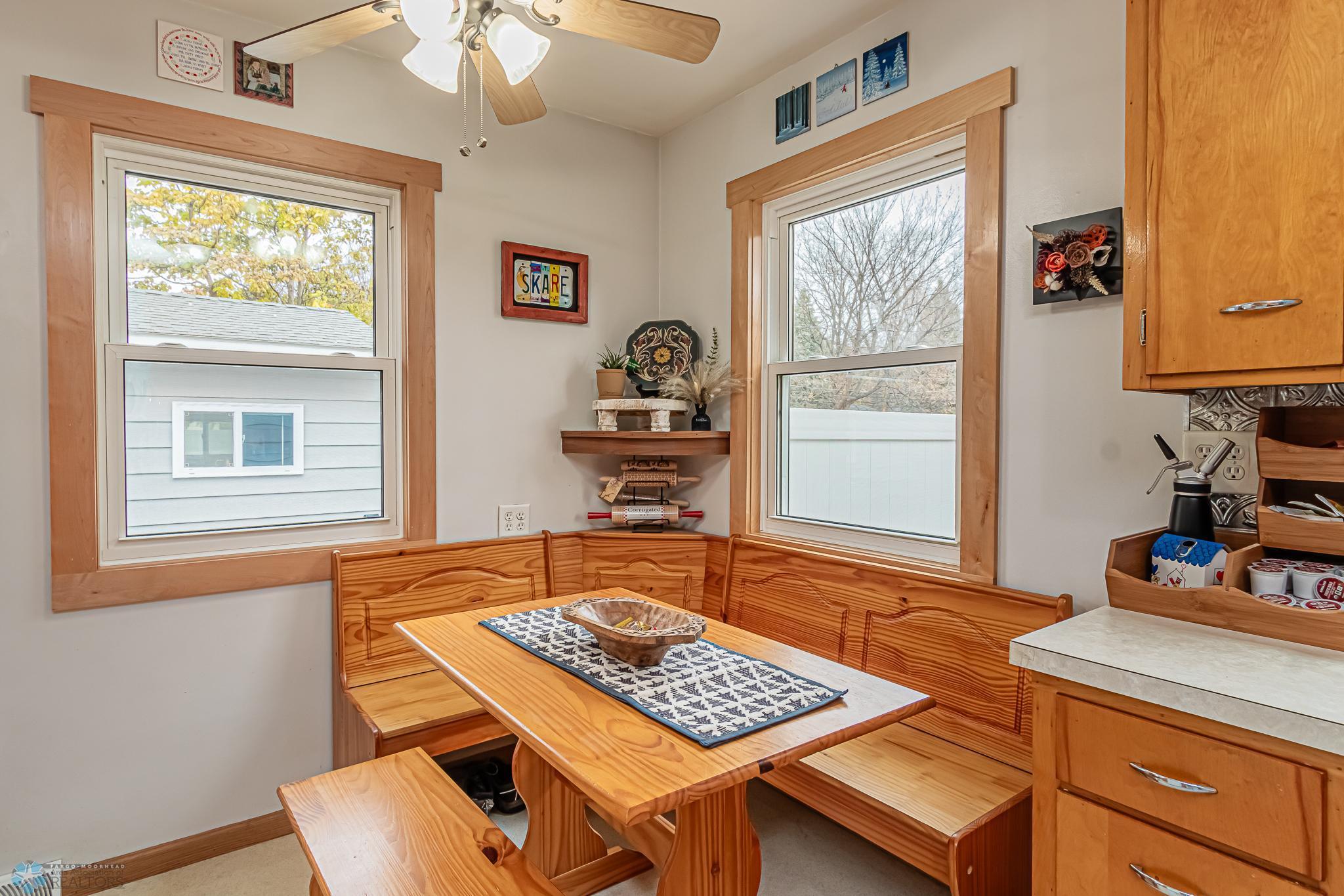 Moorhead, Minnesota 56560, United States, 3 Bedrooms Bedrooms, ,1 BathroomBathrooms,Residential,Pending,2374