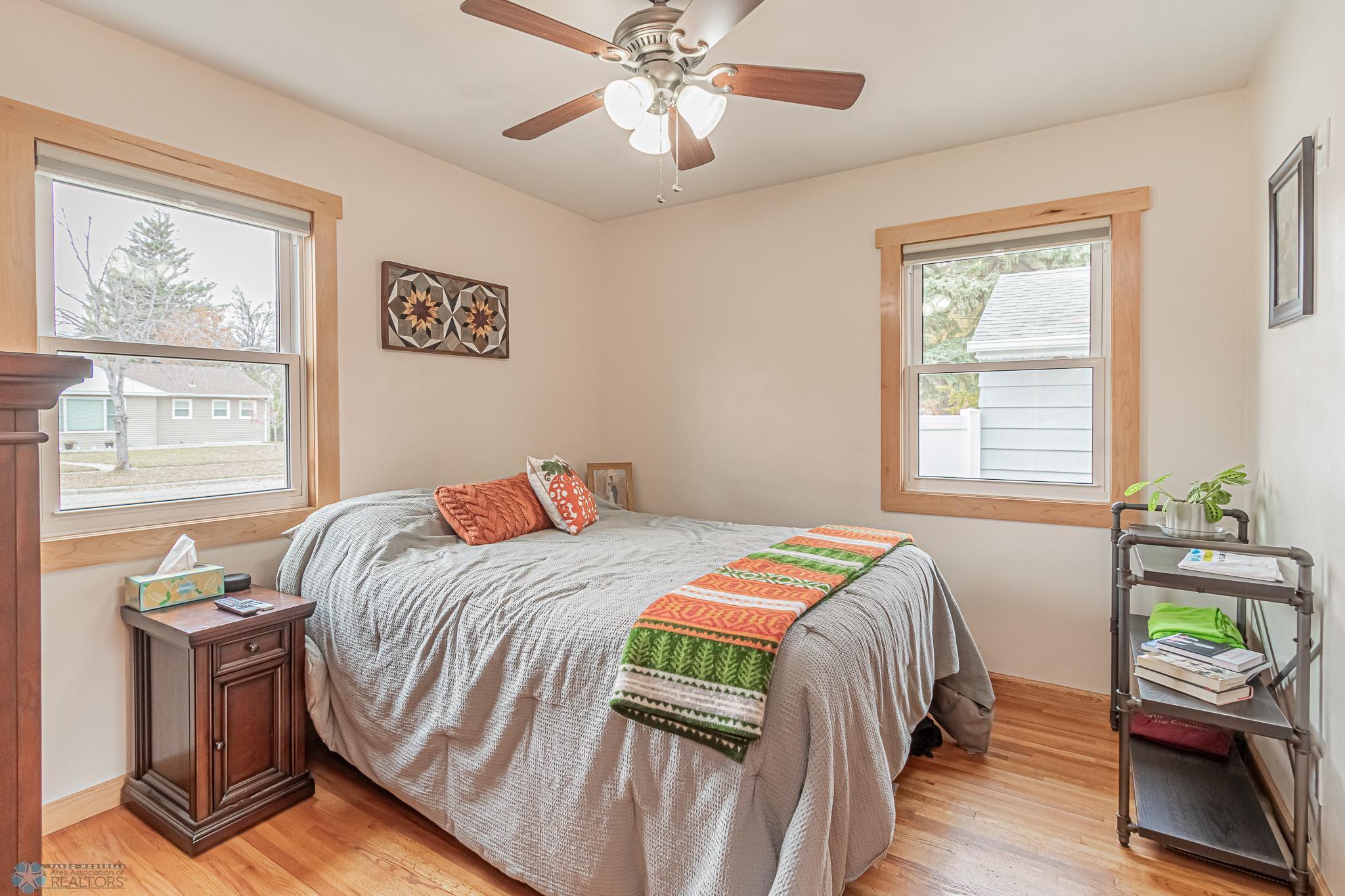 Moorhead, Minnesota 56560, United States, 3 Bedrooms Bedrooms, ,1 BathroomBathrooms,Residential,Pending,2374