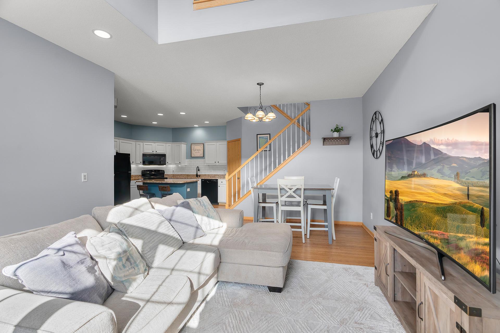 465 Hickory Lane, Saint Paul, Minnesota image 7