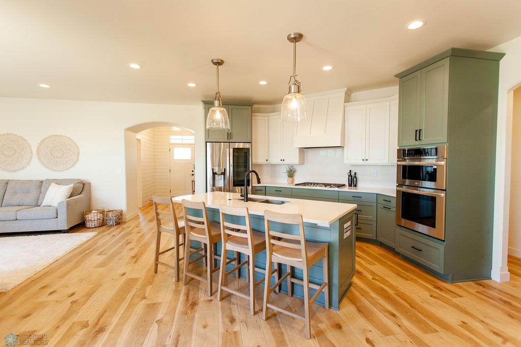 West Fargo, North Dakota 58078, United States, 3 Bedrooms Bedrooms, ,3 BathroomsBathrooms,Residential,Active,201187