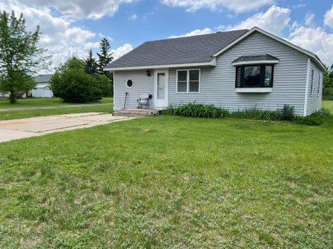 Homes For Sale - 401 4th Street<br/> Wadena County, Wadena, MN 56482
