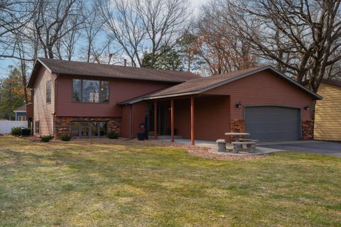 Homes For Sale - 2043 W Highview Drive<br/> Benton County, Sauk Rapids, MN 56379