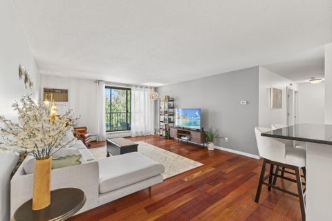 Condo For Sale - 4625 Minnetonka Boulevard<br/> Minneapolis, MN 55416