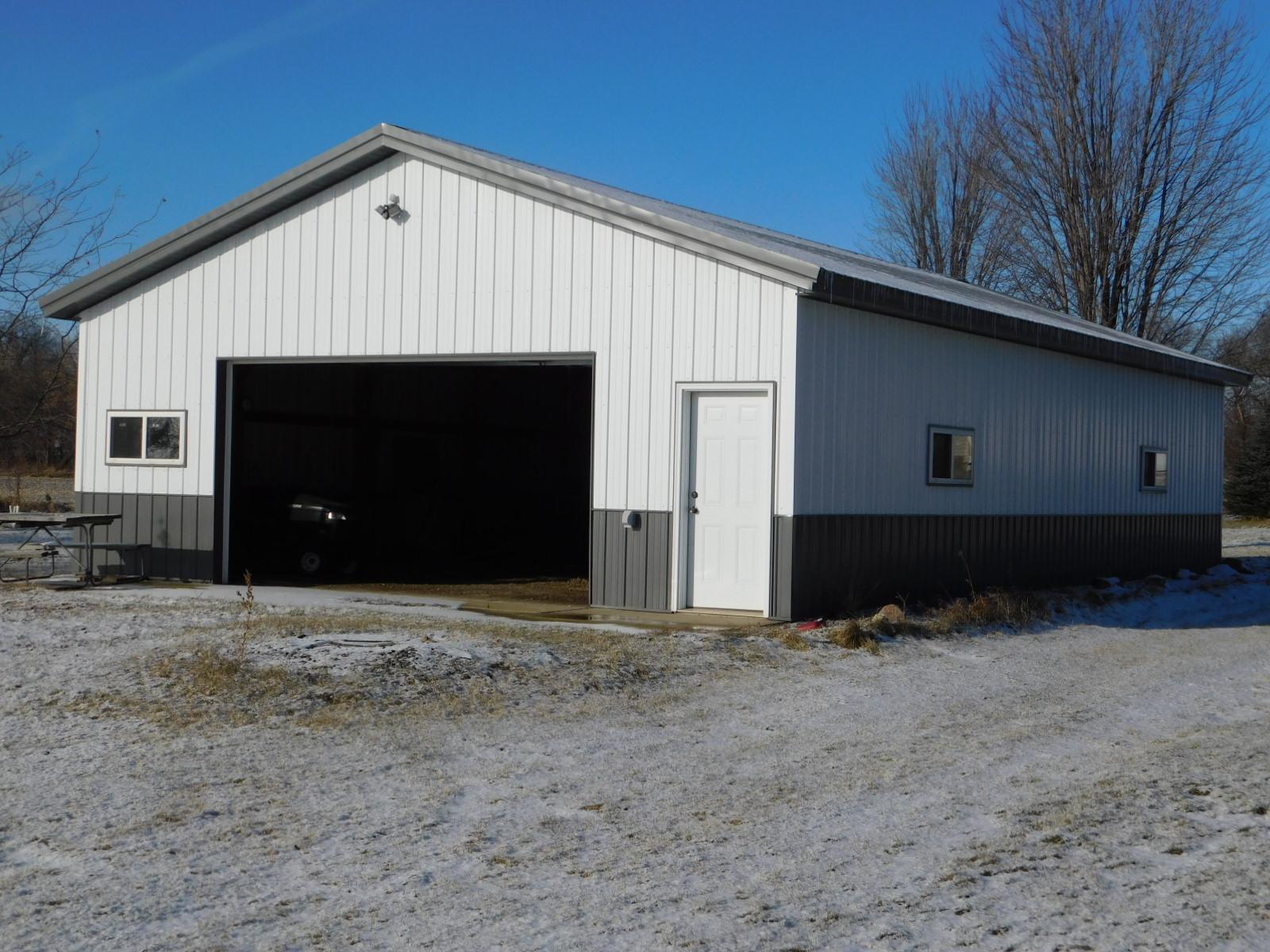 207 S Lake Street, Belview, Minnesota image 28