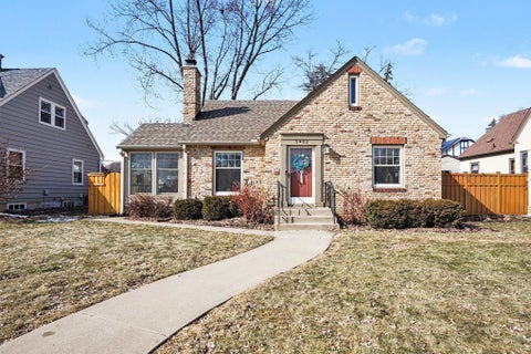 Homes For Sale - 5432 13th Avenue<br/> Minneapolis, MN 55417