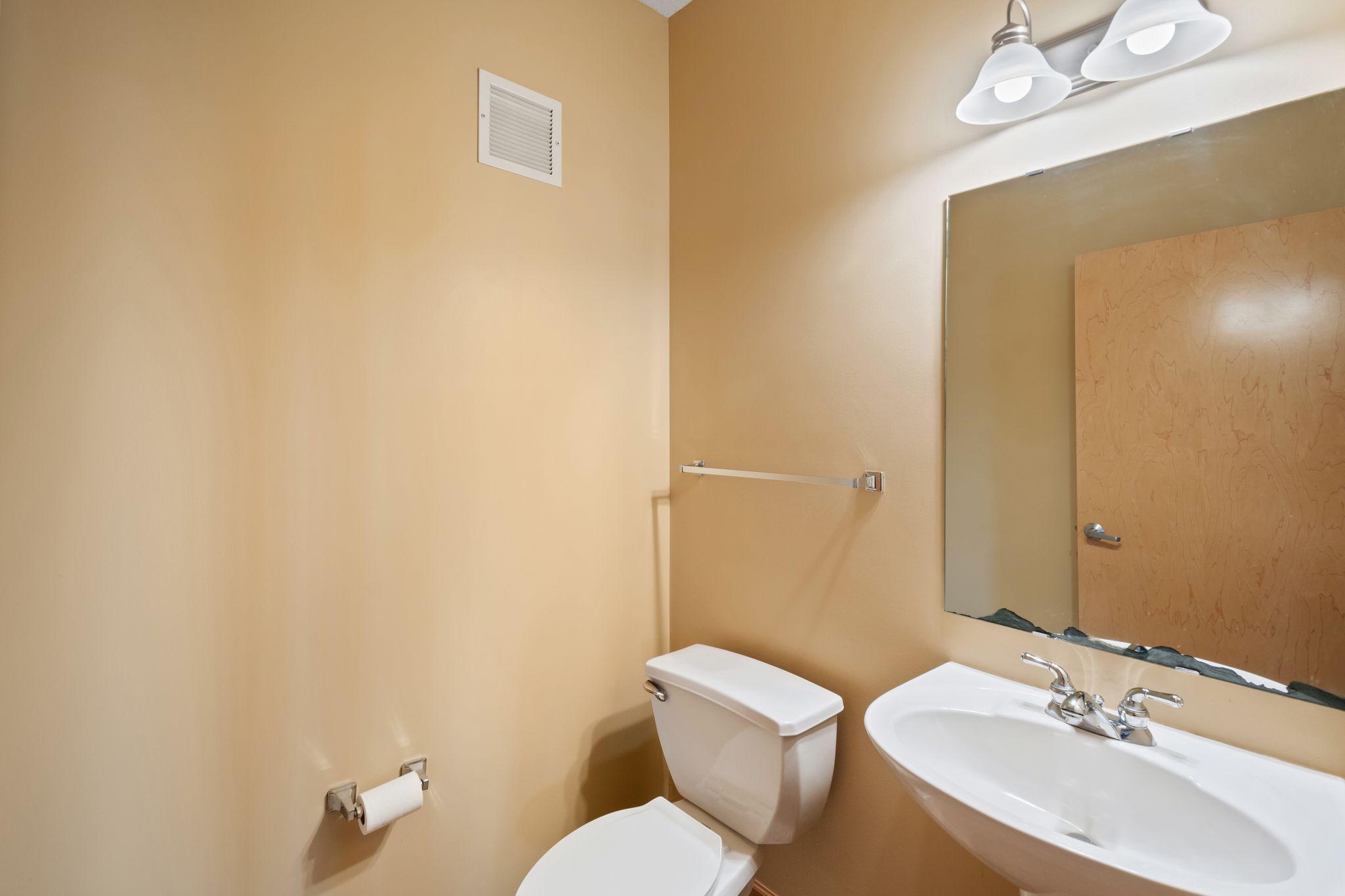 150 E Burnsville Parkway #304, Burnsville, Minnesota image 11
