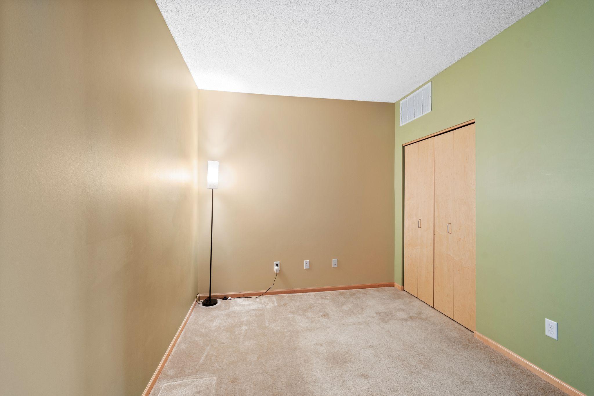 150 E Burnsville Parkway #304, Burnsville, Minnesota image 24